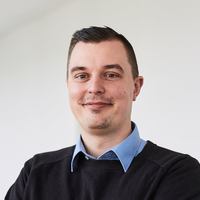 Das Profilbild von Simon Lowe.